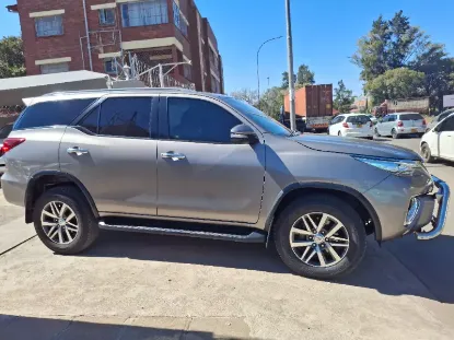 Picture of Toyota Fortuner 2016
