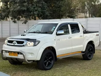 Picture of Toyota Hilux 2011