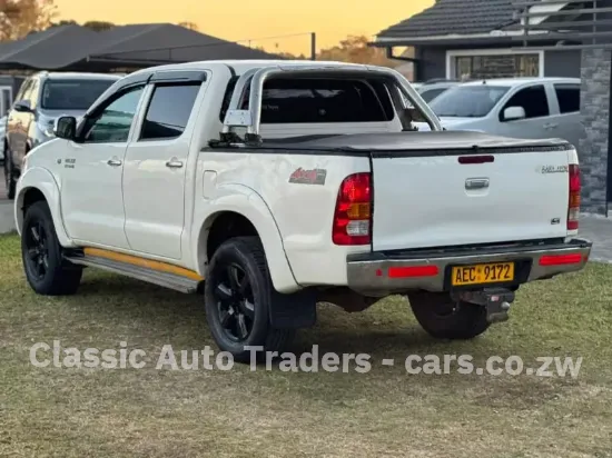 Picture of Toyota Hilux 2011