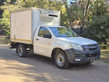 Picture of Isuzu KB250 Refridgerated Truck 2013