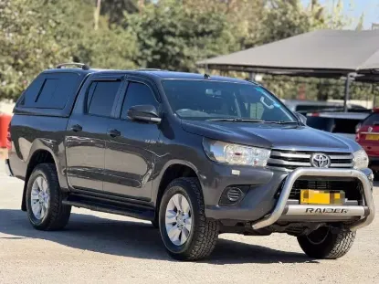 Picture of Toyota Hilux 2.4GD6 2017
