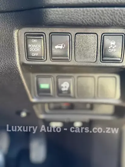 Picture of Nissan X-Trail 2018