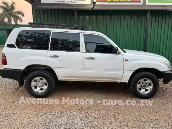 Picture of Toyota Land Cruiser 2003
