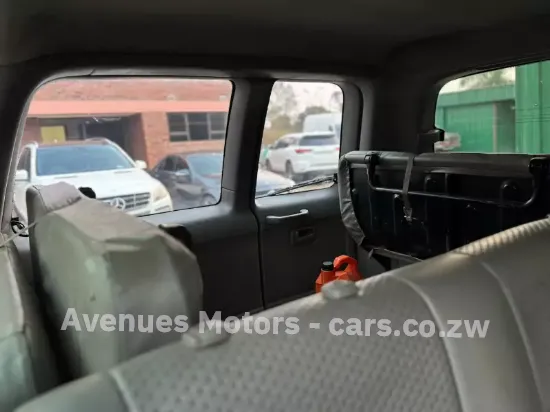 Picture of Toyota Land Cruiser 2003
