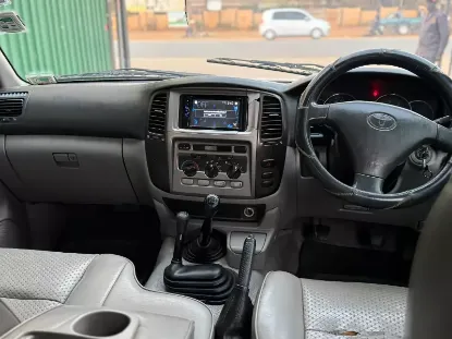 Picture of Toyota Land Cruiser 2003