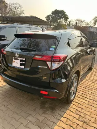 Picture of Honda Vezel 2016