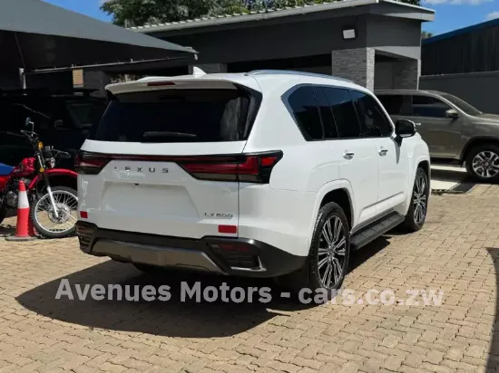 Picture of Lexus LX 2022