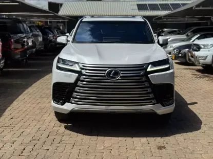 Picture of Lexus LX 2022