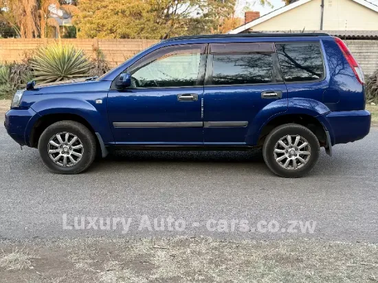 Picture of Nissan X-Trail 2004