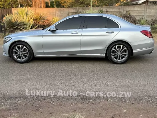 Picture of Mercedes Benz C-Class 2015