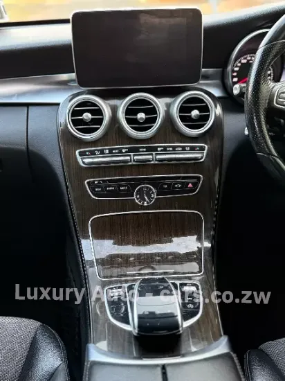 Picture of Mercedes Benz C-Class 2015