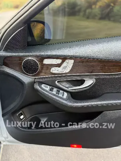Picture of Mercedes Benz C-Class 2015