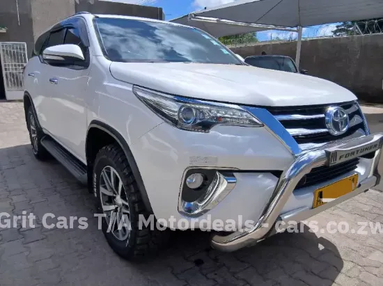 Picture of Toyota Fortuner 2017