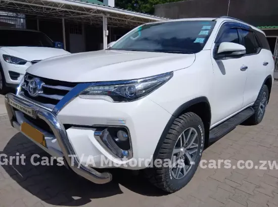 Picture of Toyota Fortuner 2017