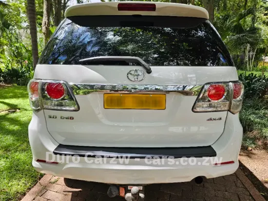 Picture of Toyota Fortuner