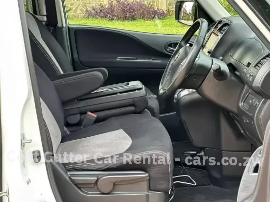 Picture of Seven Seater Nissan Serena C26