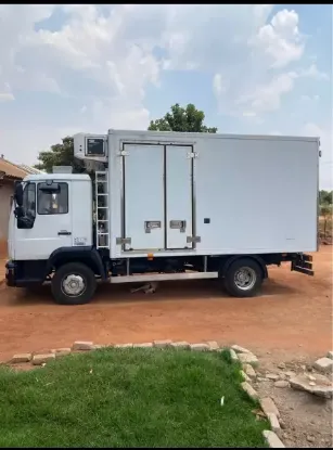 Picture of 4 Ton Refrigerated Truck For Hire