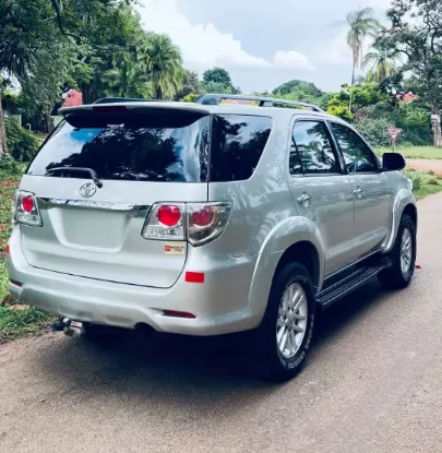 Picture of Rent an automatic Toyota Fortuner D4D