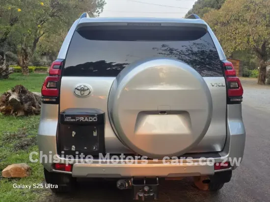Picture of Toyota Land Cruiser 2020