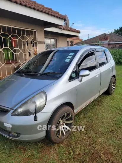 Picture of Honda Fit 2002
