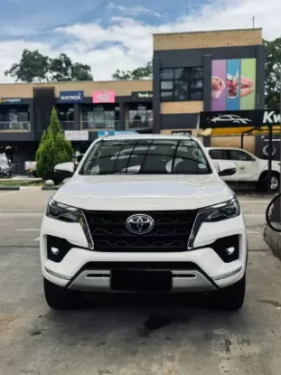 Picture of Toyota Fortuner 2022