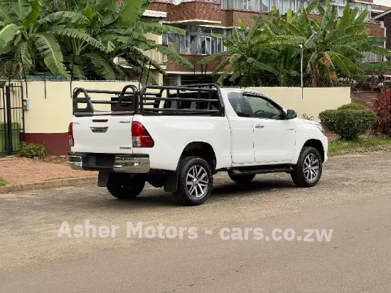 Picture of Toyota Hilux 2018