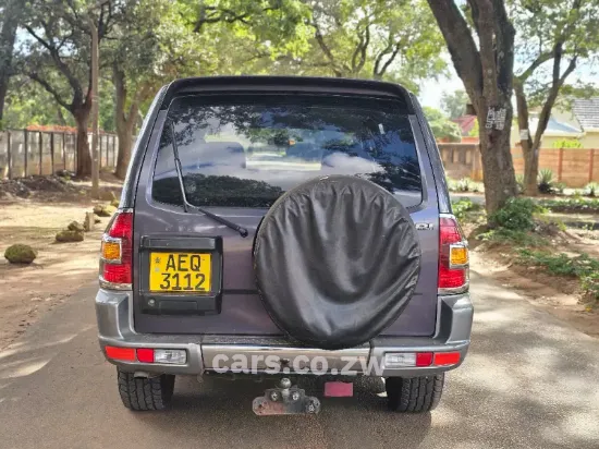 Picture of Mitsubishi Pajero 2000