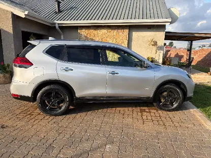 Picture of Nissan X-Trail 2017