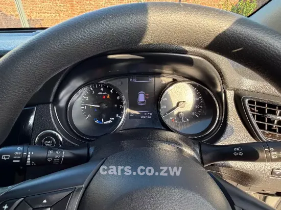 Picture of Nissan X-Trail 2017