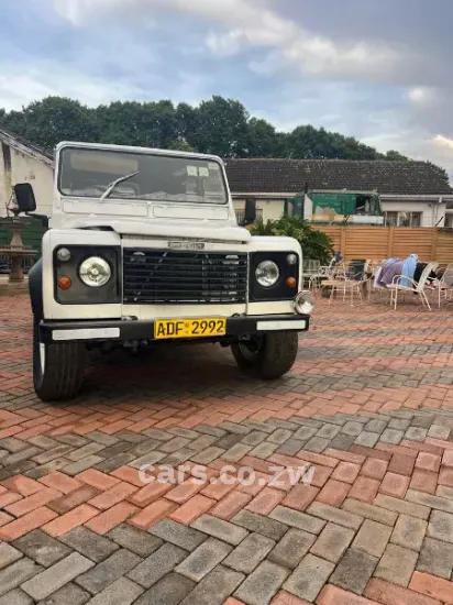 Picture of Land Rover Defender 1997