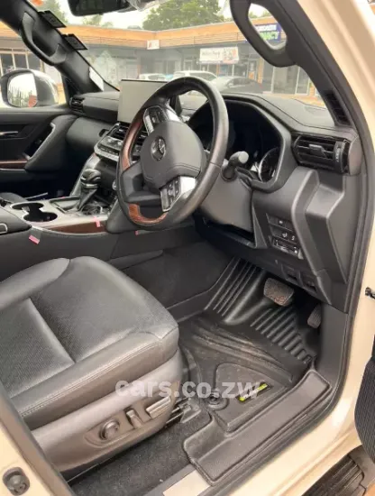 Picture of Toyota Land Cruiser 2023