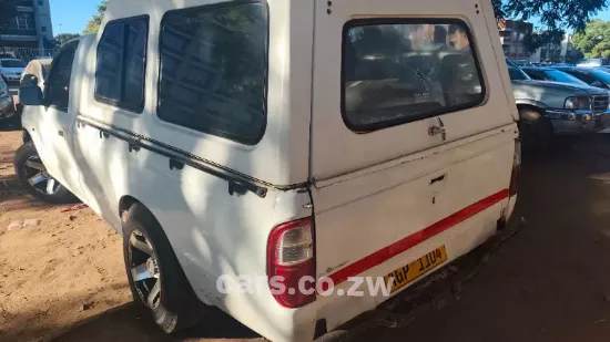 Picture of Mazda B1800 2006