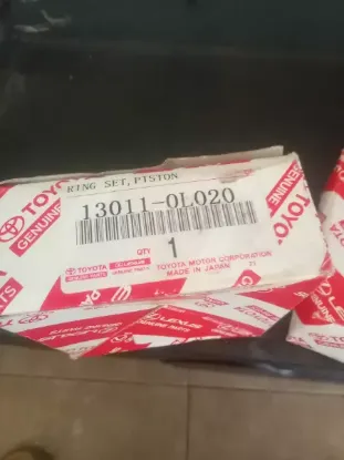 Picture of Brand new piston rings