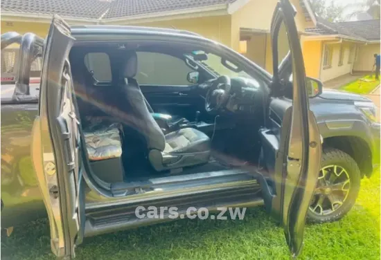 Picture of Toyota Hilux 2020