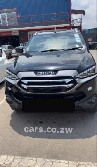 Picture of Isuzu Mu-X 2022
