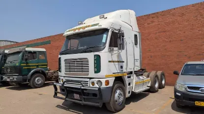 Picture of Freightliner 2003
