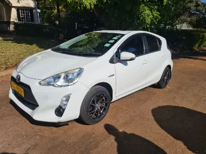 Picture of Hybrid Fuel Savers: Honda Fit Hybrid GP5, Toyota Axio, Toyota Aqua