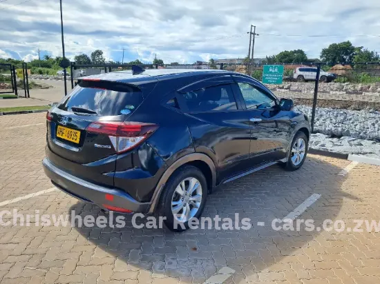 Picture of Mid SUVs: Honda Vezel, Mazda CX5, Toyota Vanguard, Nissan Xtrail T32, Toyota Ra