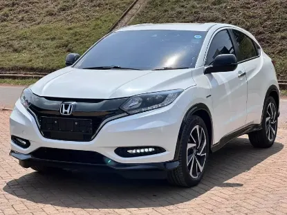Picture of Hybrid Mid SUVs: Honda Vezel, Toyota CHR, Nissan Xtrail T32, Toyota Rav4