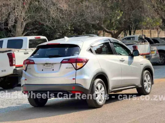 Picture of Mid SUVs: Honda Vezel, Mazda CX5, Toyota Vanguard, Nissan Xtrail T32, Toyota Ra