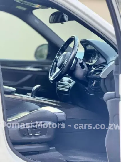 Picture of BMW X5 2016