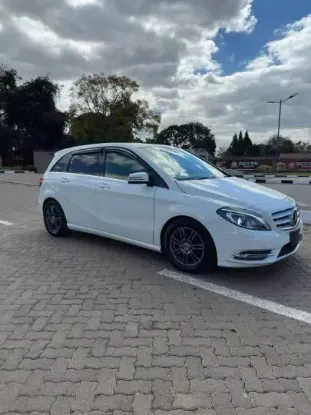 Picture of Mercedes Benz B-Class 2016
