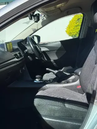 Picture of Mazda Axela 2016