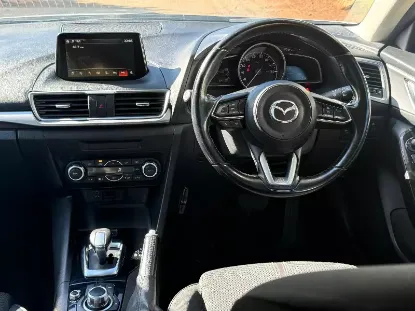 Picture of Mazda Axela 2016