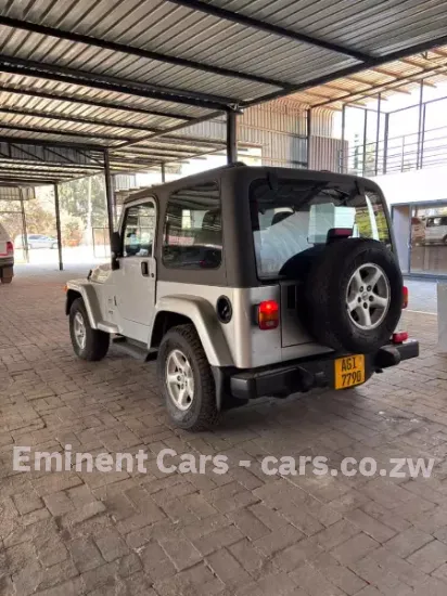Picture of Jeep Sahara 2011