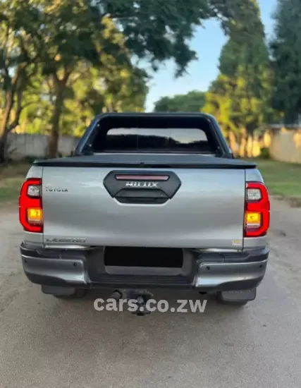 Picture of Toyota Hilux 2022
