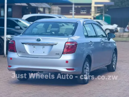 Picture of Toyota Axio 2016