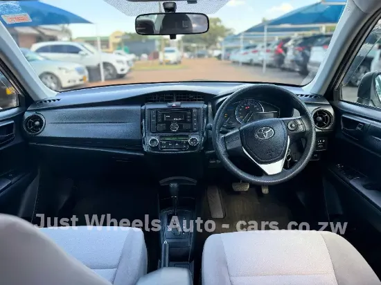 Picture of Toyota Axio 2016