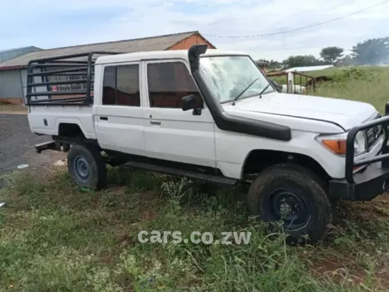 Picture of Toyota Land Cruiser Prado 1996