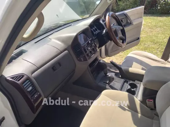 Picture of Mitsubishi Pajero 2001